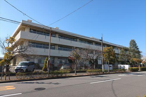 浦安市立見明川中学校まで280m