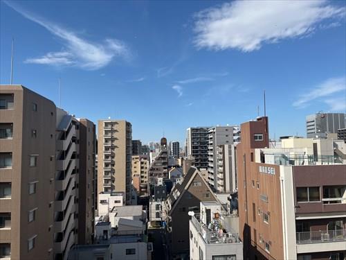 北側バルコニーからの眺望（R8.5）