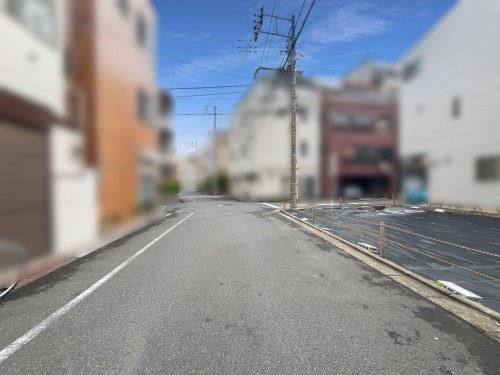 北東側道路（2024年11月）撮影