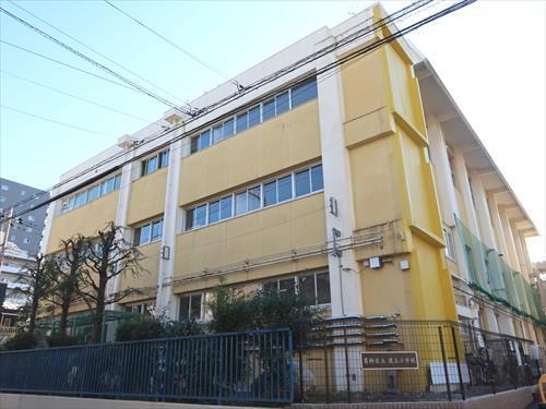 葛飾区立道上小学校まで190m