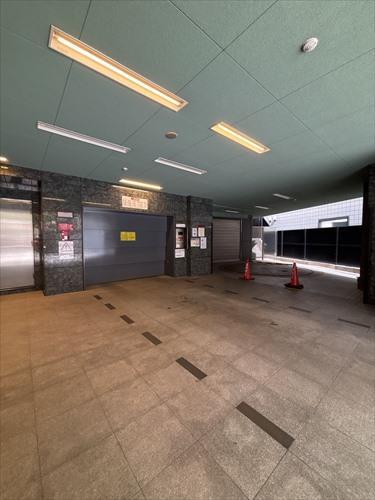 駐車場（2025年7月撮影）