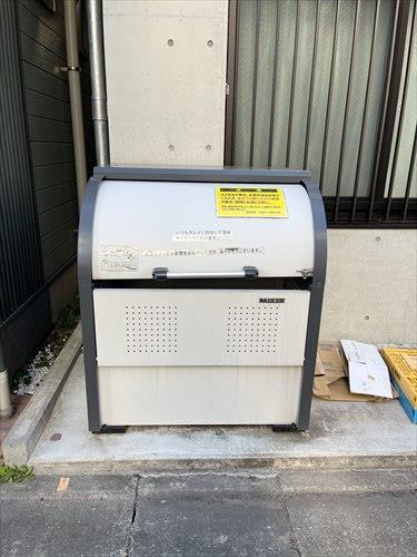 ダストボックス