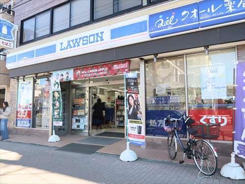 ローソン板橋蓮根二丁目店まで400m