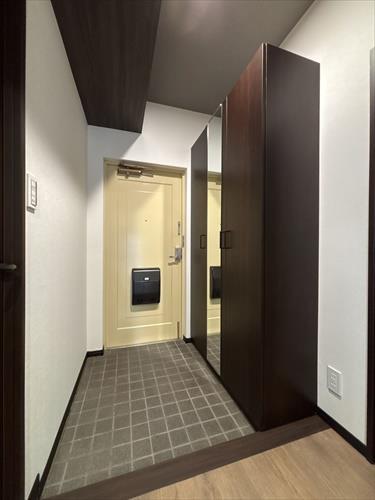 玄関（2025年6月撮影）