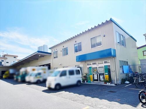 ヤマト運輸荒川営業所(170m)