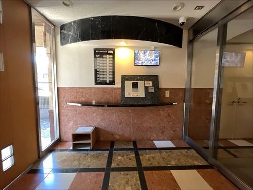 エントランスホール