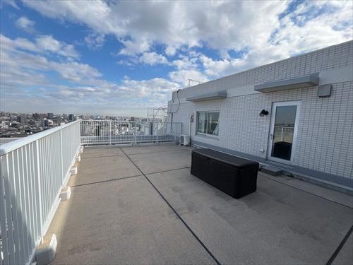 ルーフバルコニー