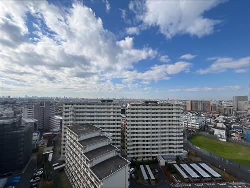 ﾊﾞﾙｺﾆ-からの眺望（2025.11）