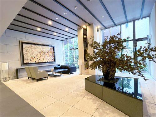 エントランスホール