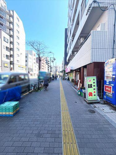 現地前道路