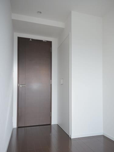 洋室 約4.8帖（収納）