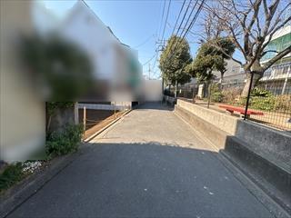 前面道路(2026年2月20日撮影)