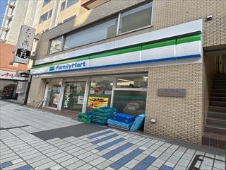 ファミリーマート東大井店まで70ｍ