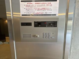 エントランス(インターホン)