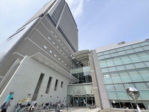足立区立中央図書館 1220ｍ