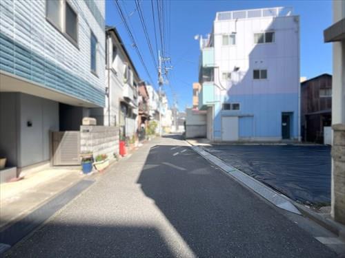 前面道路（2026年3月撮影）