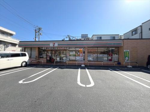 セブンイレブン荒川東尾久4丁目店230m