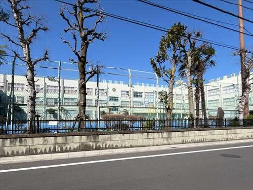 荒川区立尾久宮前小学校390m