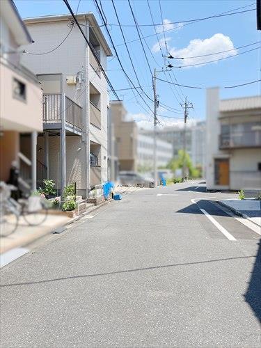 南側前面道路 南側前面道路