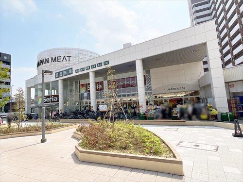 ジャパンミート卸売市場王子店 700ｍ