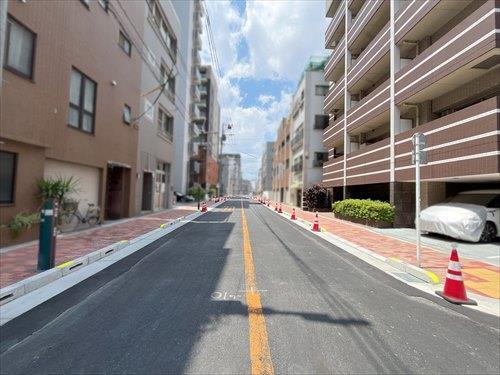 南側前面道路