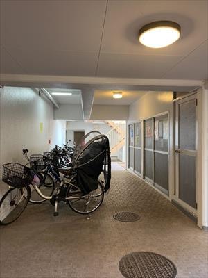 駐輪場・ゴミ捨て場