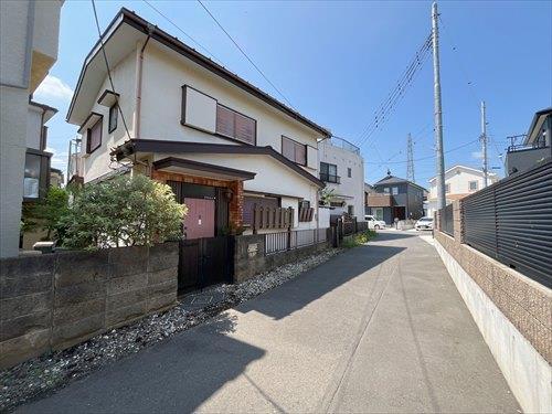 前面道路を含む現地(左手) 前面道路を含む現地(左手)