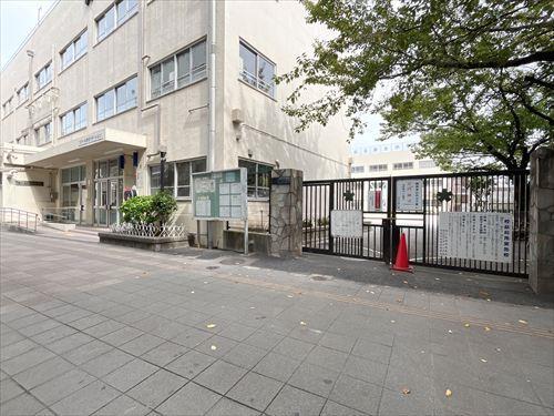 荒川区立赤土小学校400m
