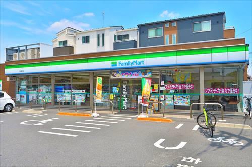 ファミリーマート戸田喜沢店まで720m