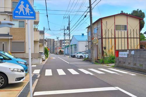 【前面道路2024年7月撮影】