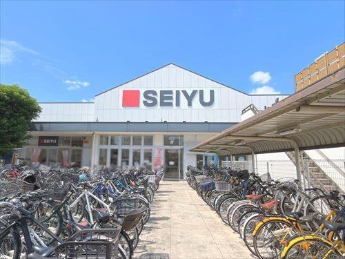 西友中浦和店まで670m