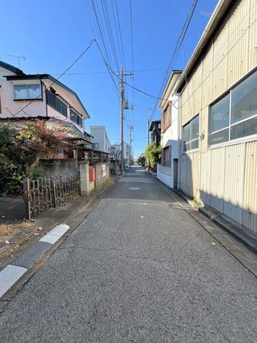 前面道路‐2025年11月撮影