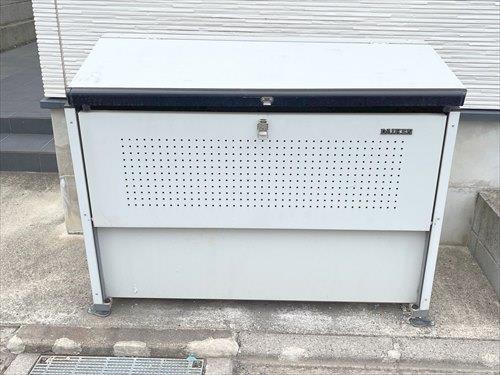 ゴミストッカー