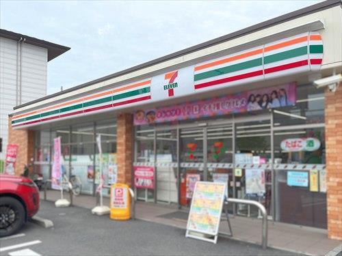 セブンイレブンまで130m