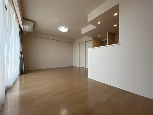 リビングダイニング