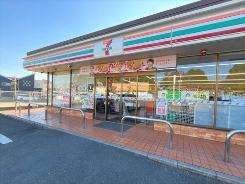 セブンイレブン桶川高校前店‐700m