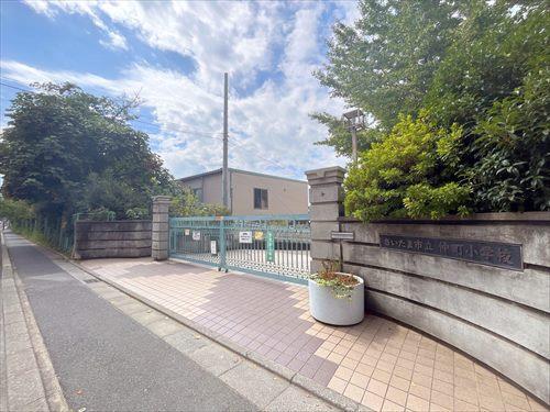 さいたま市立仲町小学校まで1110m