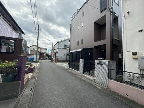 前面道路含む現地写真2025年10月撮影