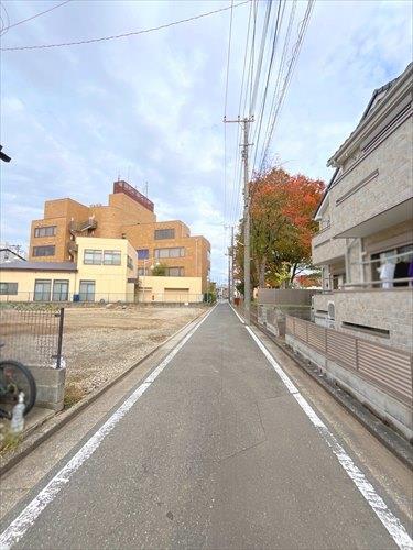 前面道路‐2025年11月撮影