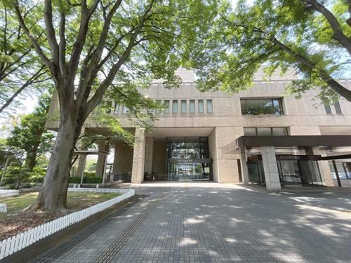 さいたま市浦和区役所‐890m