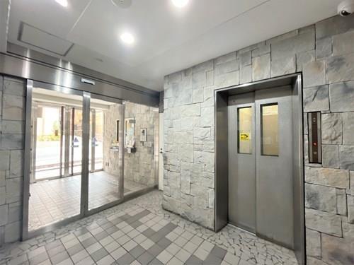 エレベーターホール‐2025年12月撮影