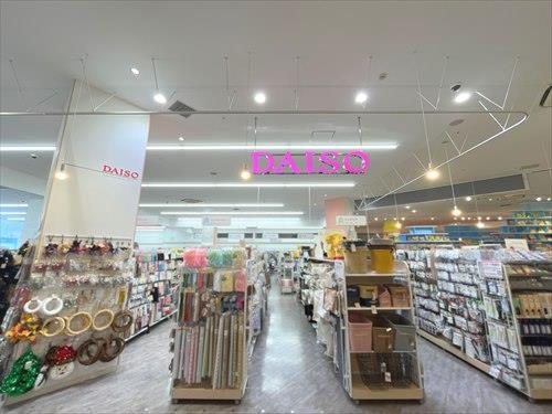 ダイソーティーフロンテ戸田店‐800m