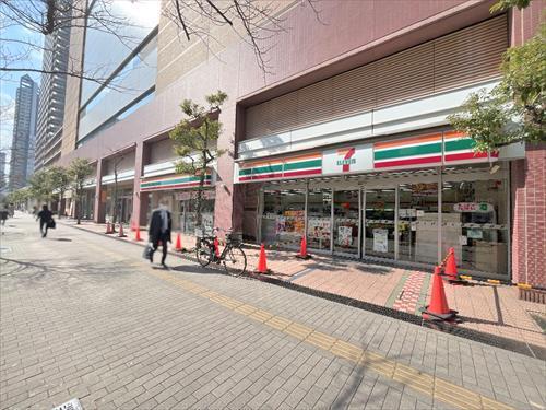 セブンイレブン川口駅東口店‐350m