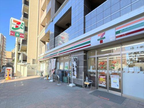 セブンイレブン浦和岸町7丁目店‐210m
