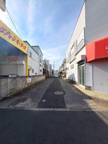 前面道路（南東側）‐2026年2月撮影