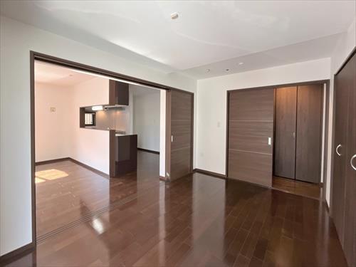 1階洋室（約6.9帖）‐1