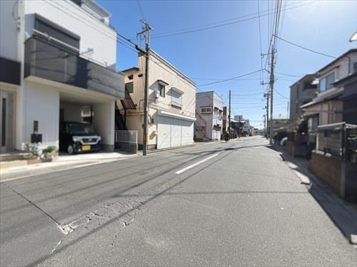 前面道路含む現地（2026年2月撮影）