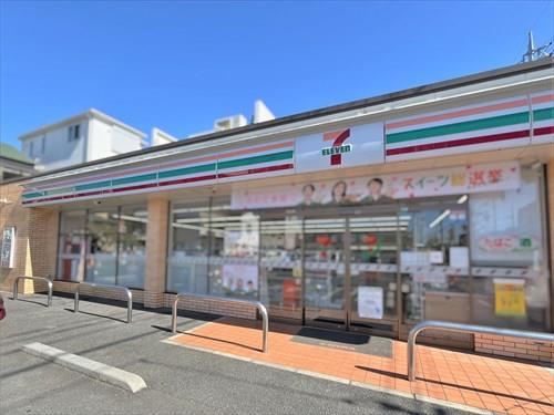 セブンイレブン川口前川4丁目店‐360m