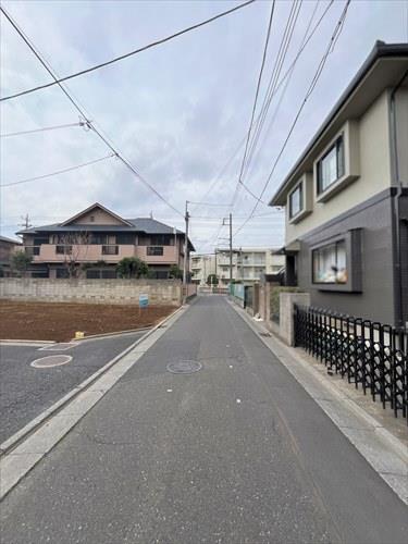 前面道路(2026年3月撮影) 前面道路(2026年3月撮影)