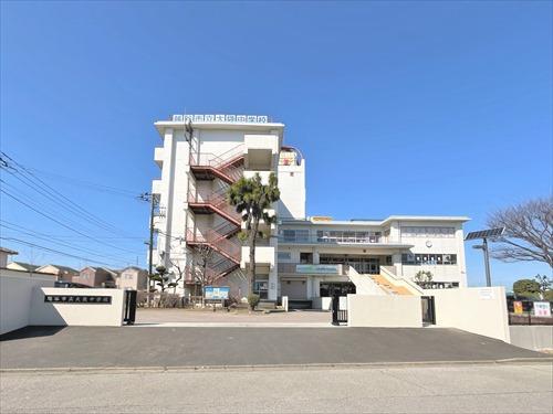 越谷市立大袋中学校‐1090m